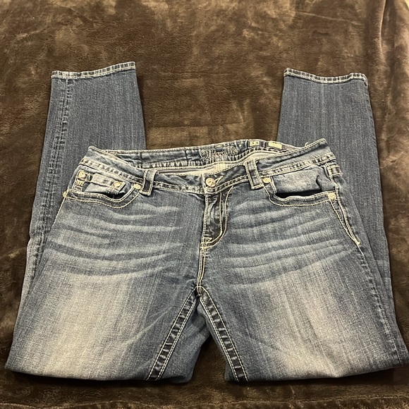Miss Me Jeans - Picture 3 of 5
